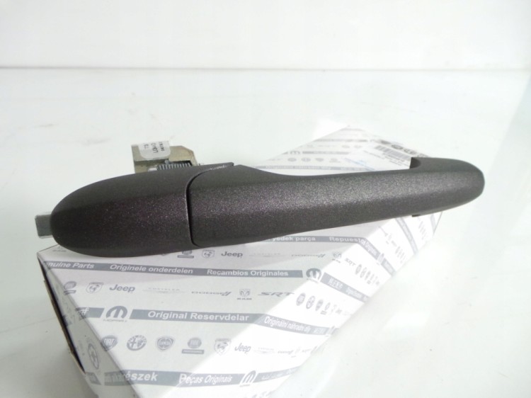 a5db5e772ce3b05afcd26705fafaf386.jpg