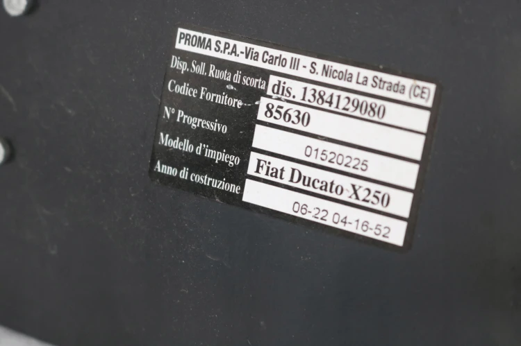 640f8fedf1e5097794006aec05f7c150.jpg